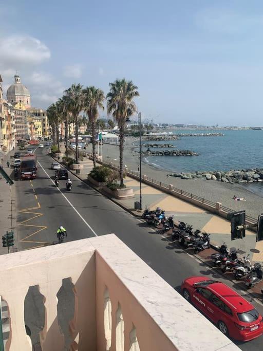 Apartamento Loft 53 Waterfront Of Genova Pegli Exterior foto