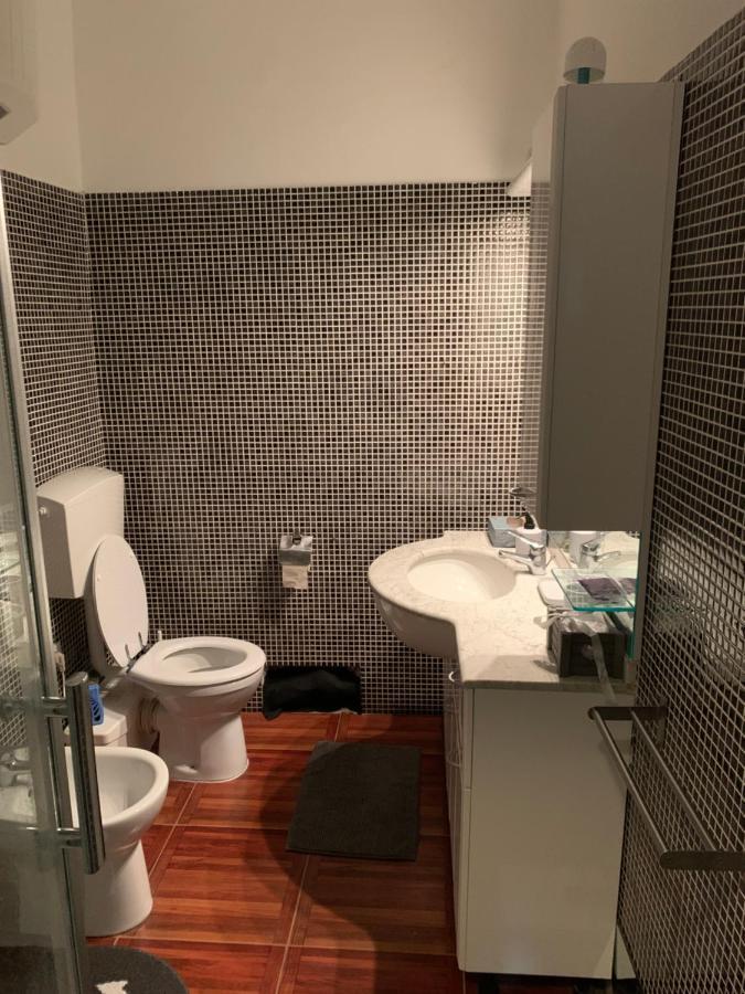 Apartamento Loft 53 Waterfront Of Genova Pegli Exterior foto